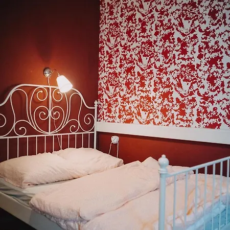 Tres Schick Hostal *