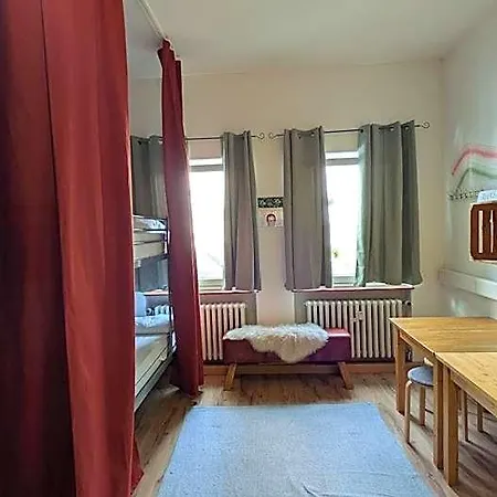 Vandrerhjem Tres Schick *